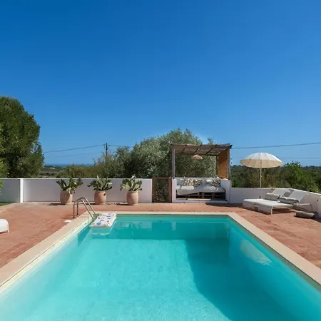 Quinta Atras Da Lua *